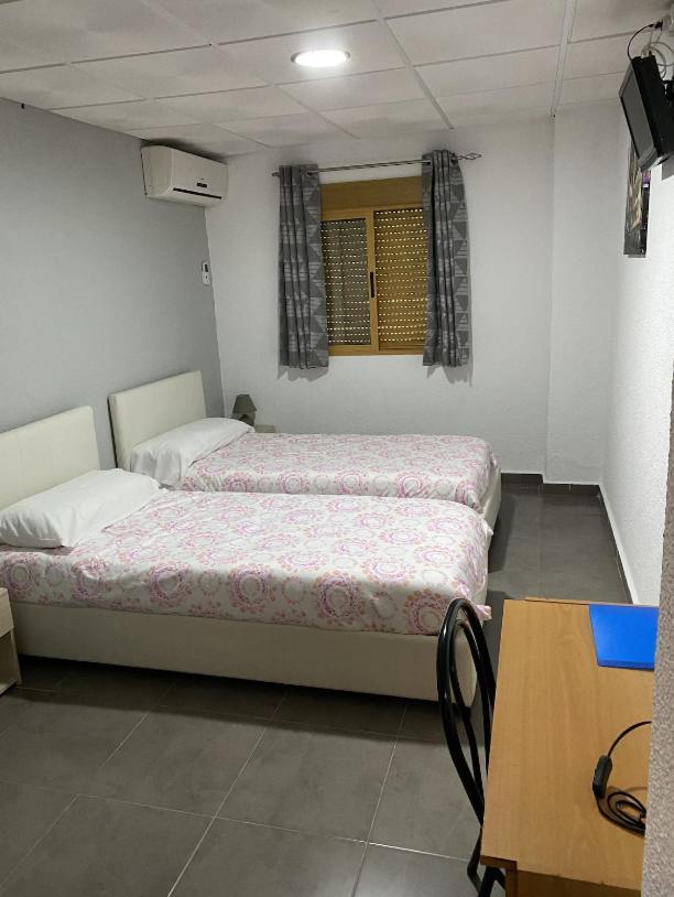 Hotel Restaurant Cau Blanch Useras المظهر الخارجي الصورة