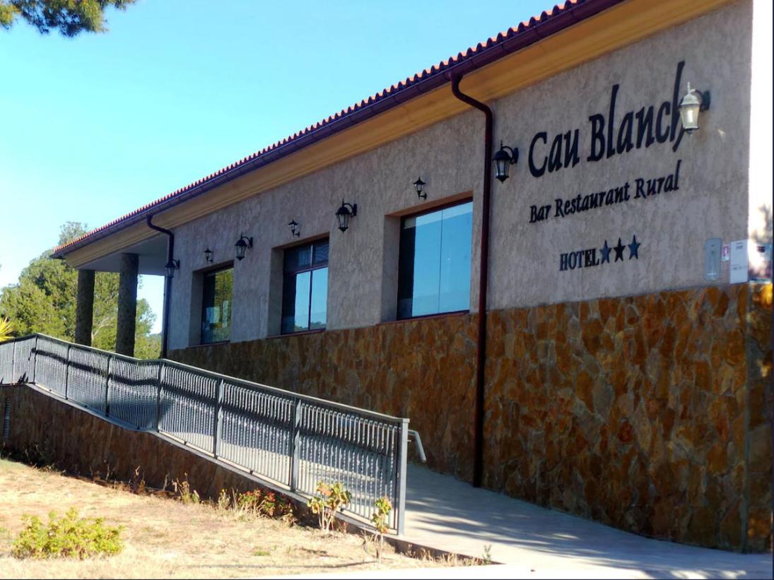 Hotel Restaurant Cau Blanch Useras المظهر الخارجي الصورة