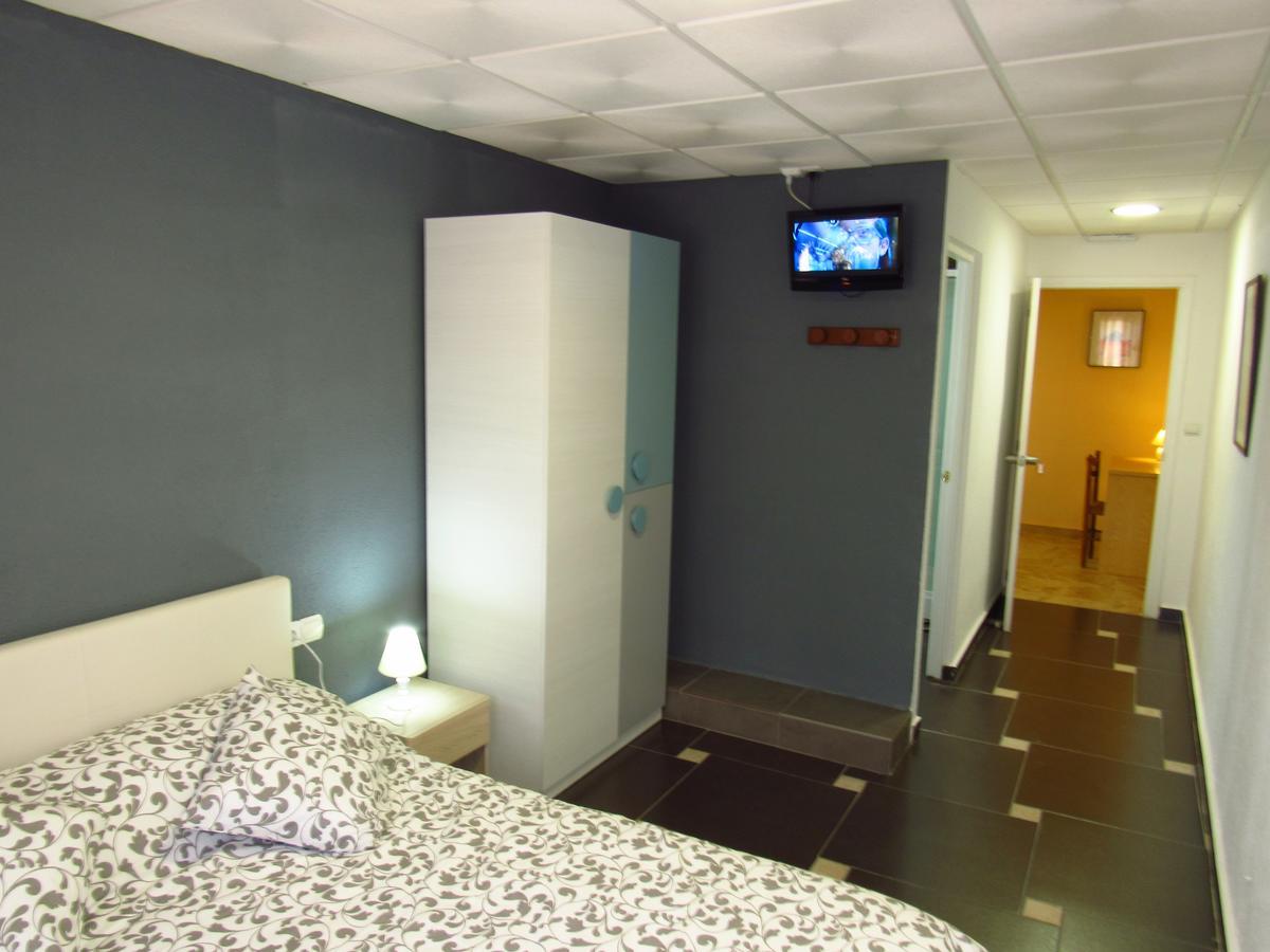 Hotel Restaurant Cau Blanch Useras المظهر الخارجي الصورة