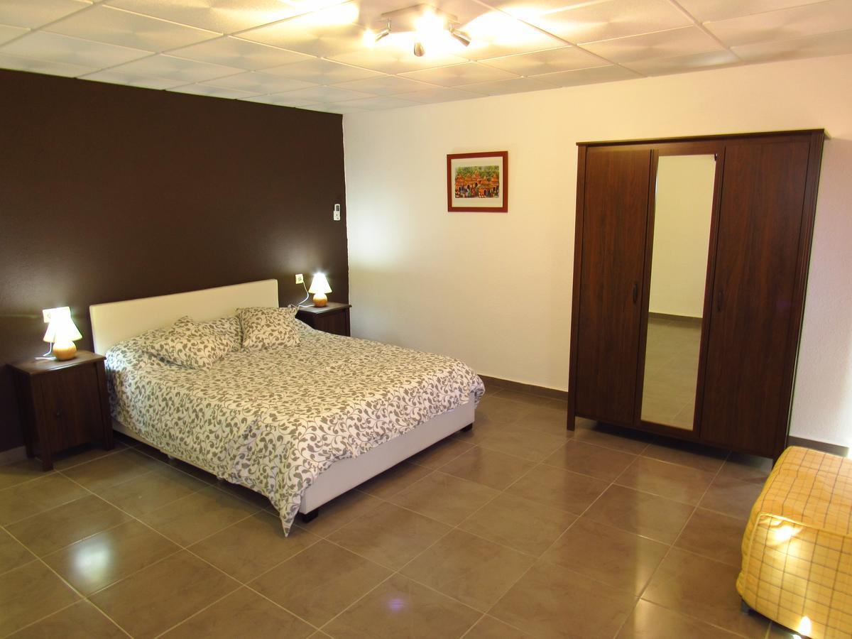 Hotel Restaurant Cau Blanch Useras المظهر الخارجي الصورة